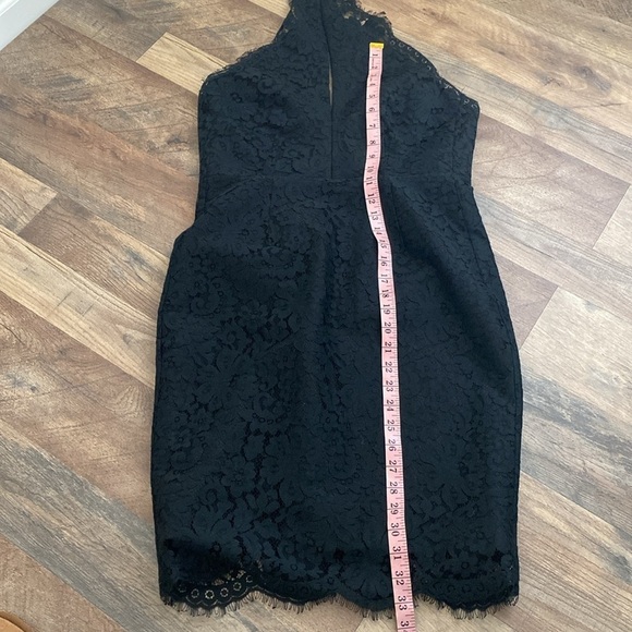 Keepsake The Label High Roads Black Lace Criss Cross Halter Backless Dress Sz S - Picture 16 of 16